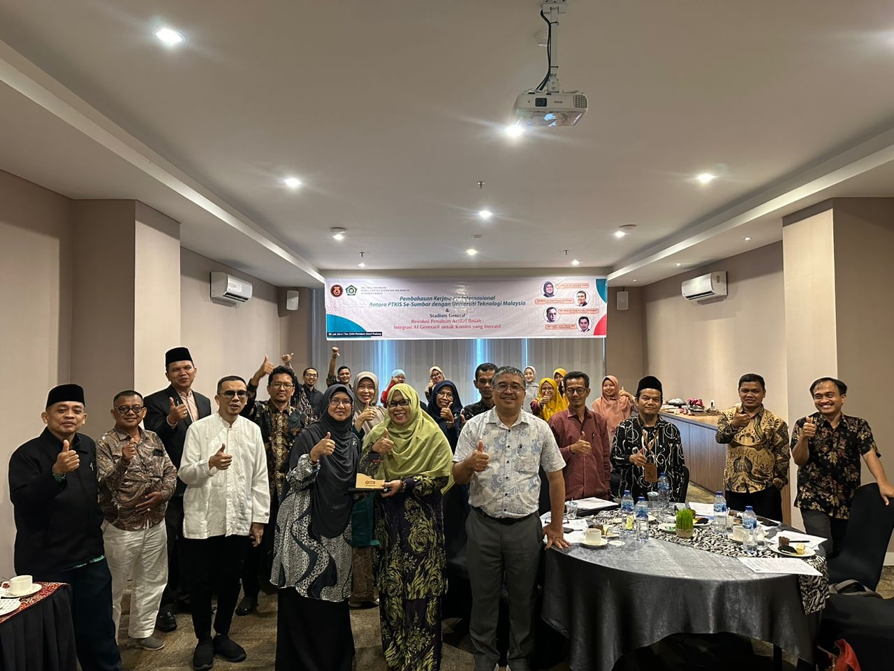 STAI YAPTIP PASAMAN BARAT HADIRI KEGIATAN FORUM KOMUNIKASI PIMPINAN PTKIS KOPERTASI WILAYAH VI