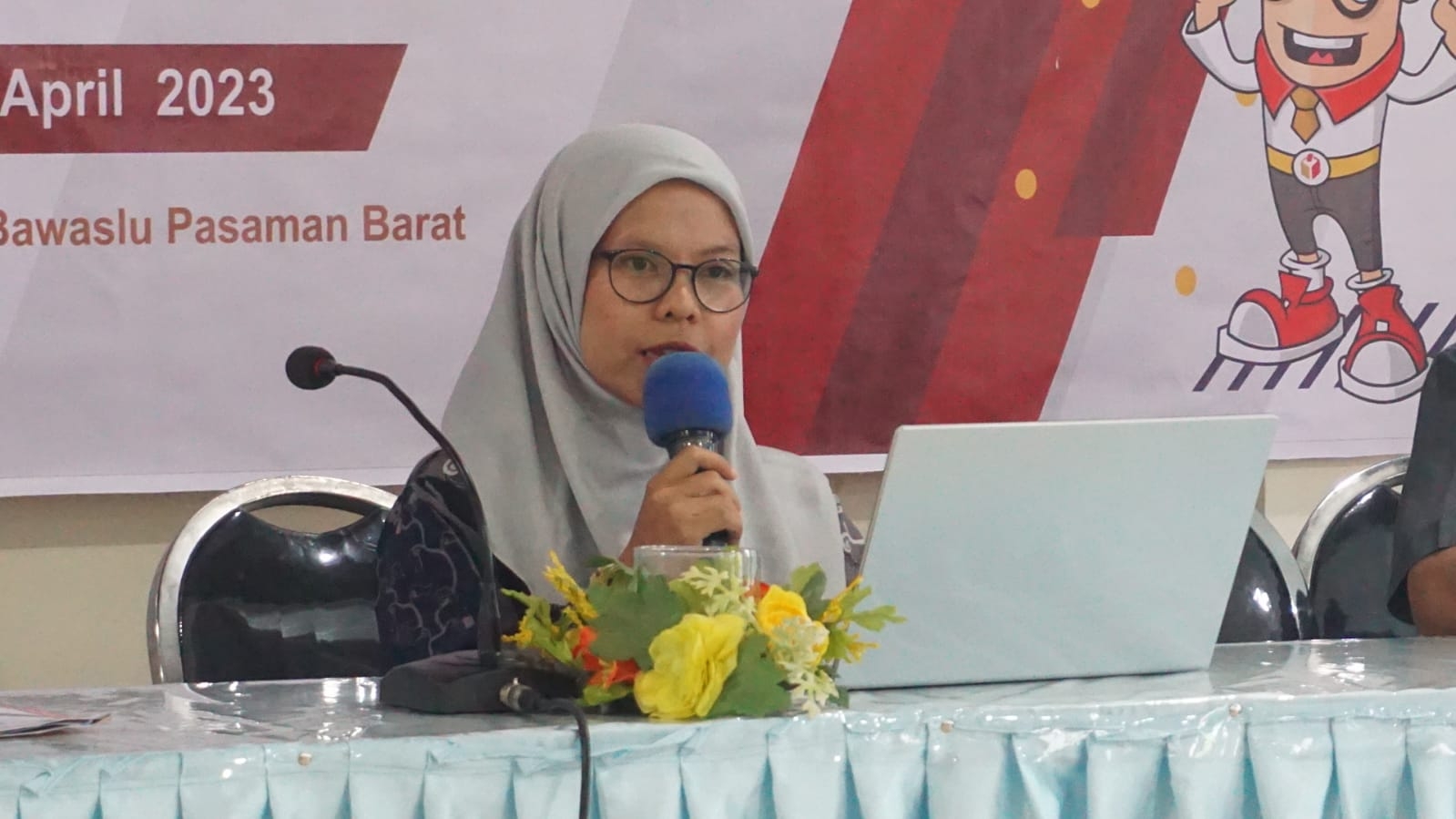 DOSEN STAI-YAPTIP PASAMAN BARAT JADI NARASUMBER