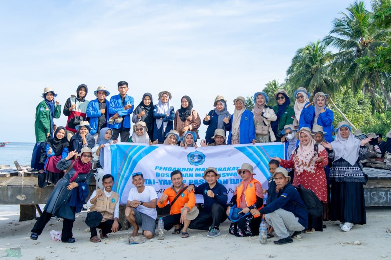 PEDULI LINGKUNGAN STAI YAPTIP PASAMAN BARAT LAKUKAN GERAKAN BERSIH PANTAI PIGAGO AIR BANGIS