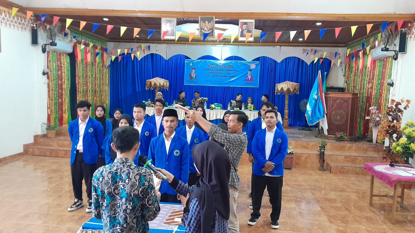 KETUA STAI YAPTIP PASAMAN BARAT LANTIK KETUA DAN PENGURUS SENAT MAHASISWA PERIODE 2024/2025