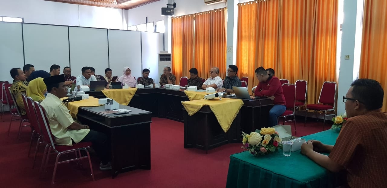 DINAS DPMN BERSAMA 12 PERGURUAN TINGGI DI SUMATERA BARAT MELAKSANAKAN RAPAT TEKNIS KKN TERPADU